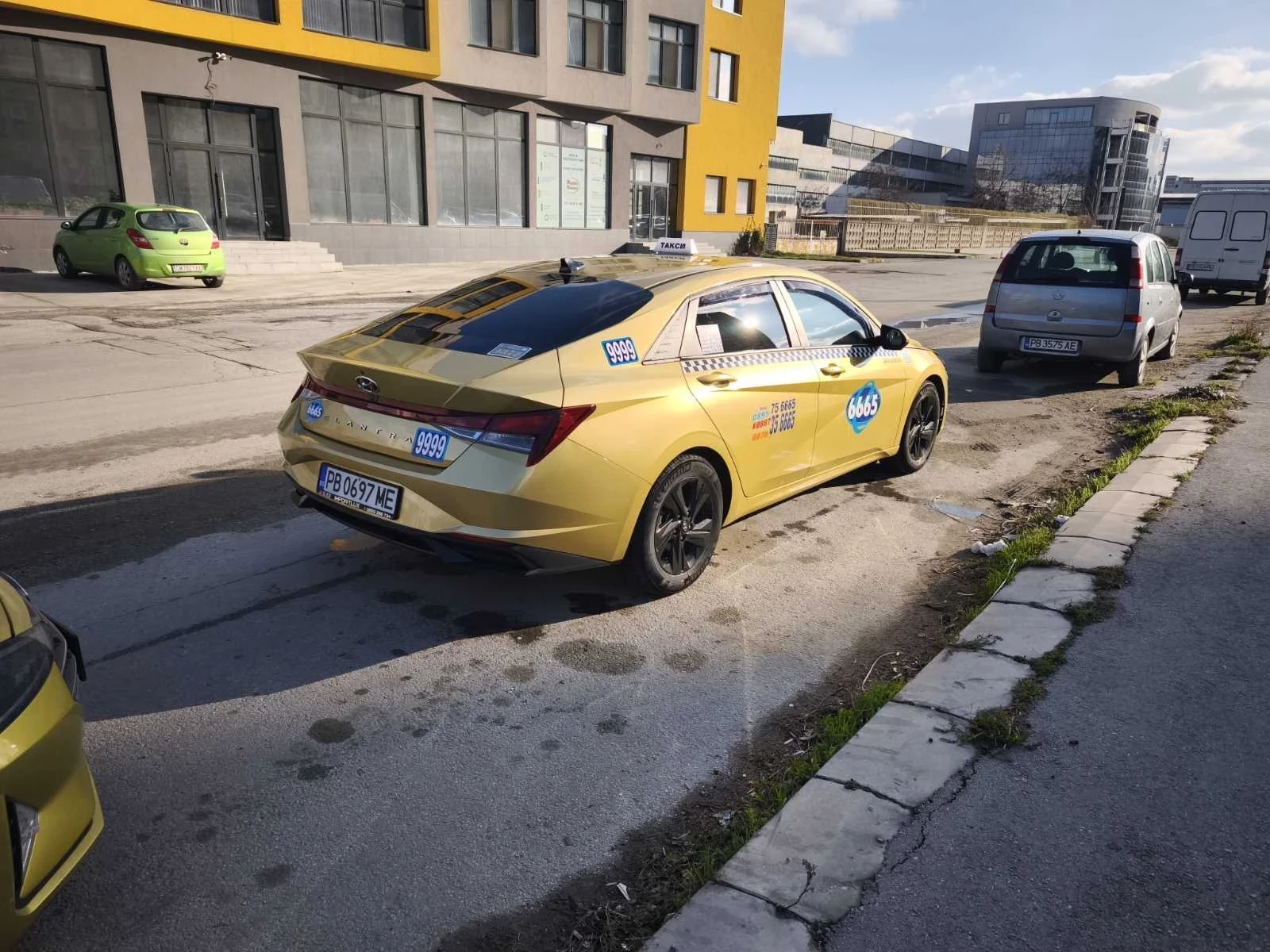 Hyundai Elantra 2.0 MPI - изображение 5