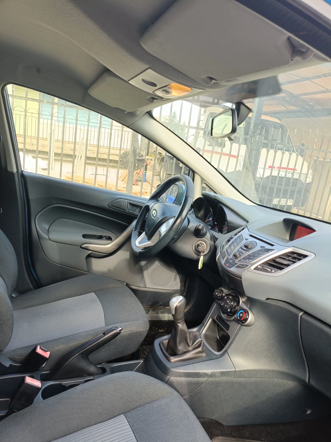 Ford Fiesta 1.6 diesel 90hp Econetic - изображение 10