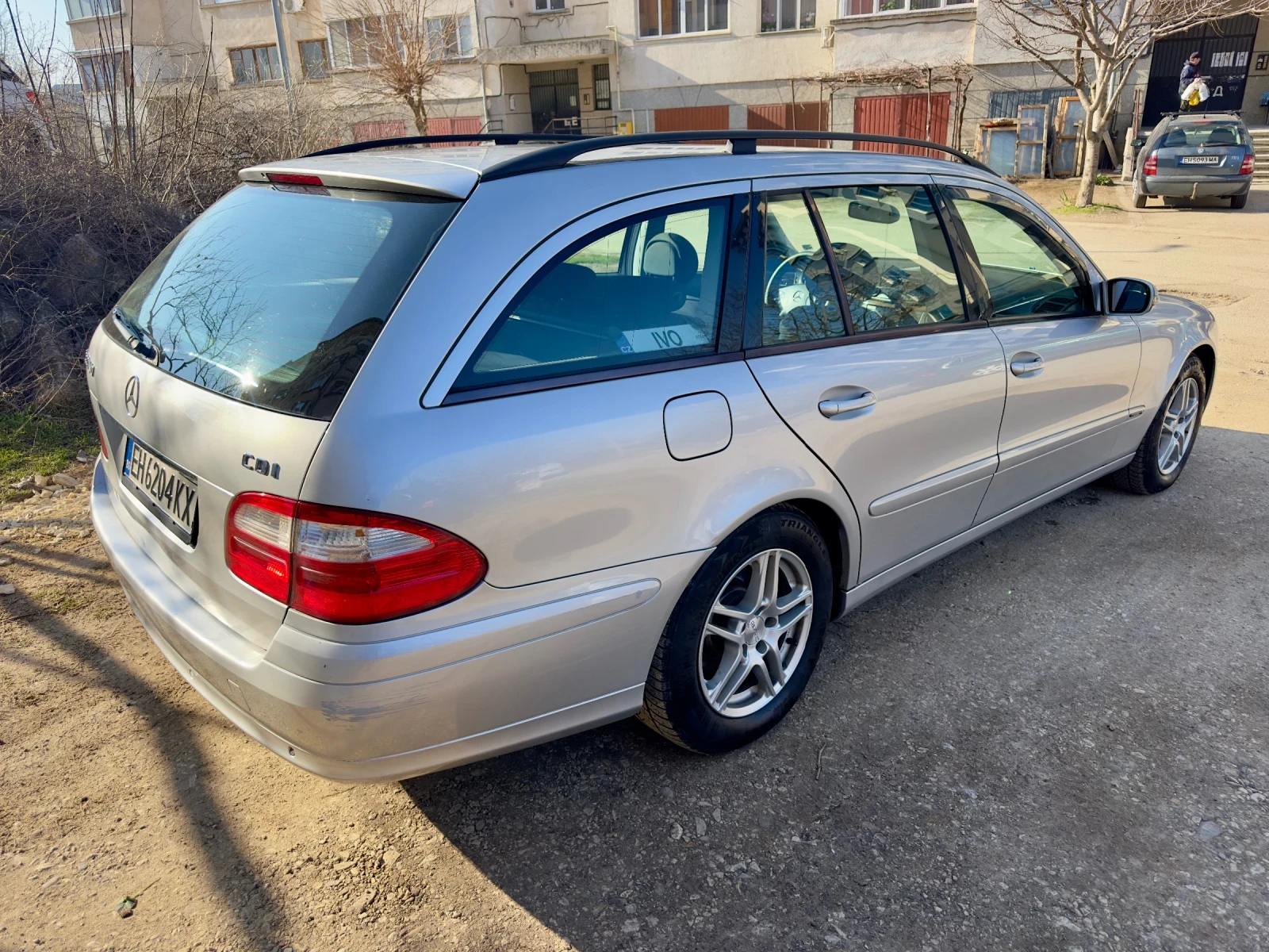 Mercedes-Benz E 220 Е 220 CDI, снимка 4 - Автомобили и джипове - 53715530
