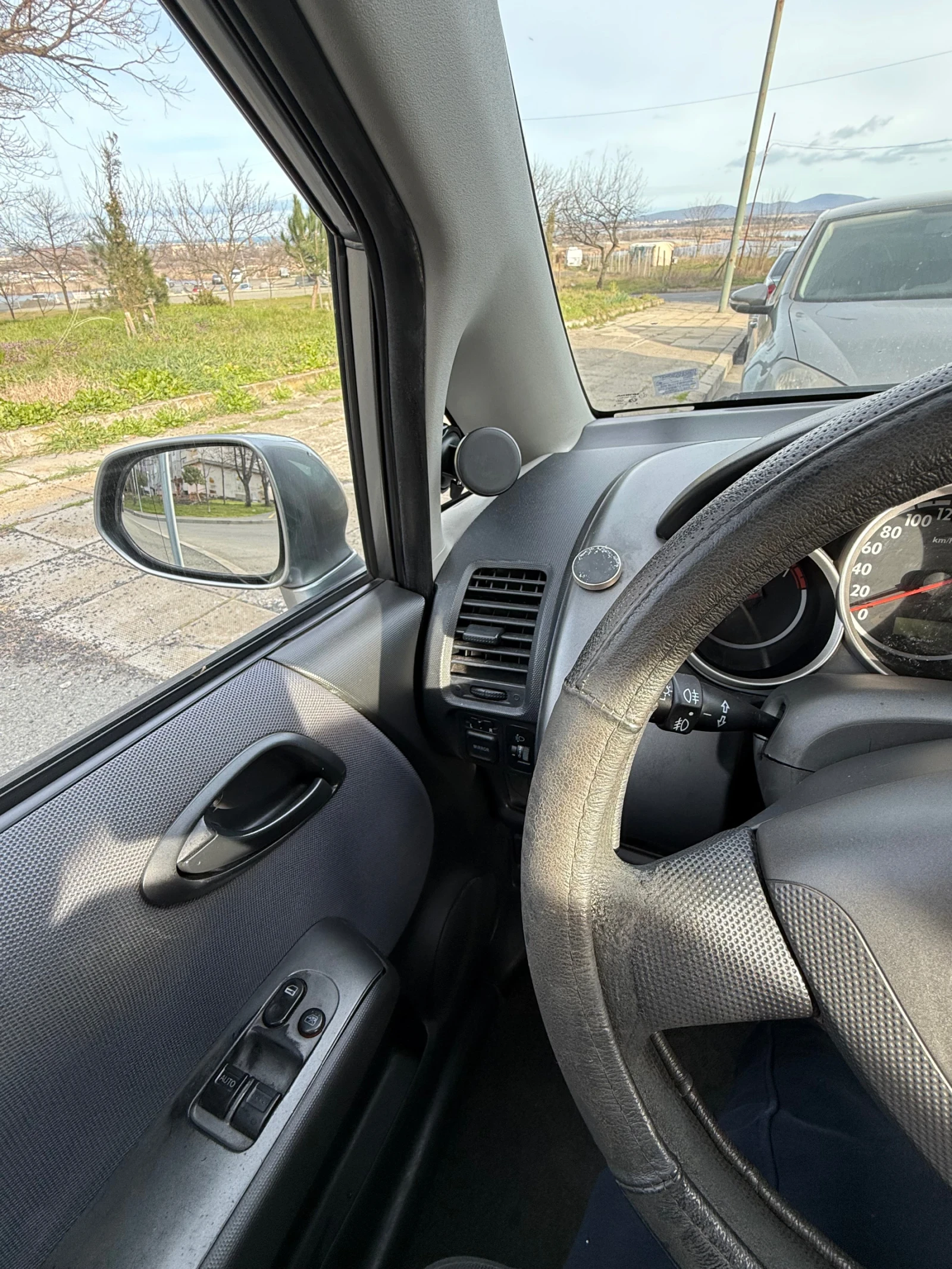 Honda Jazz, снимка 12 - Автомобили и джипове - 53933068