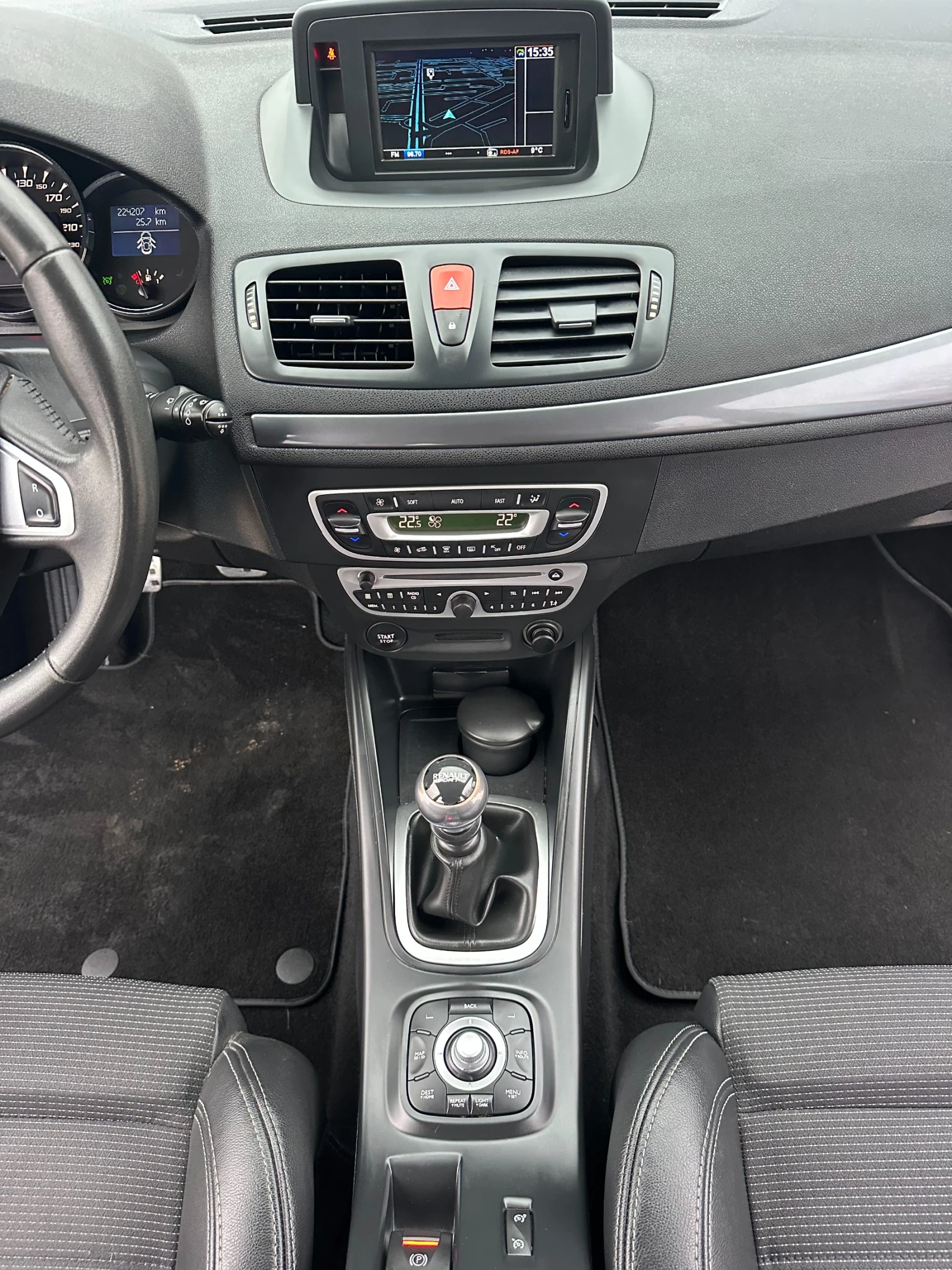 Renault Megane 1.9DCI 131kc GT-LINE FULLL, снимка 12 - Автомобили и джипове - 54041963