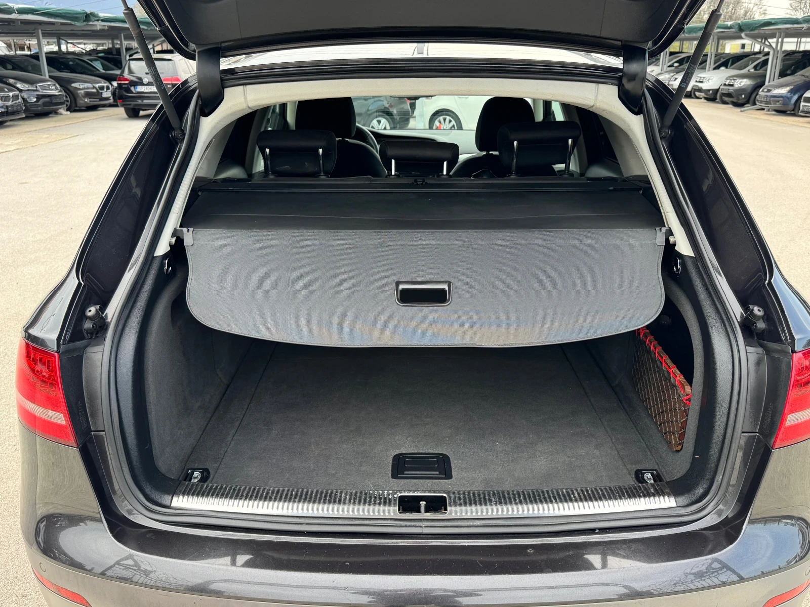 Audi A4 Allroad 2.0TDI QUATTRO ИТАЛИЯ, снимка 12 - Автомобили и джипове - 54212921