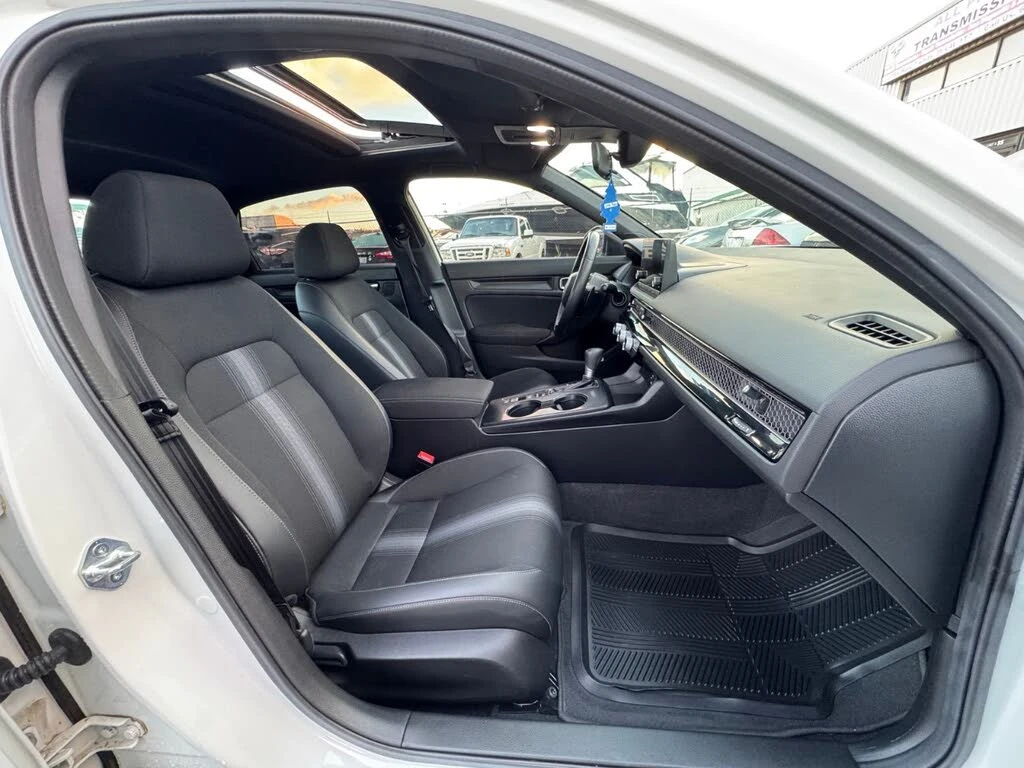 Honda Civic Sport FWD, снимка 15 - Автомобили и джипове - 54221007