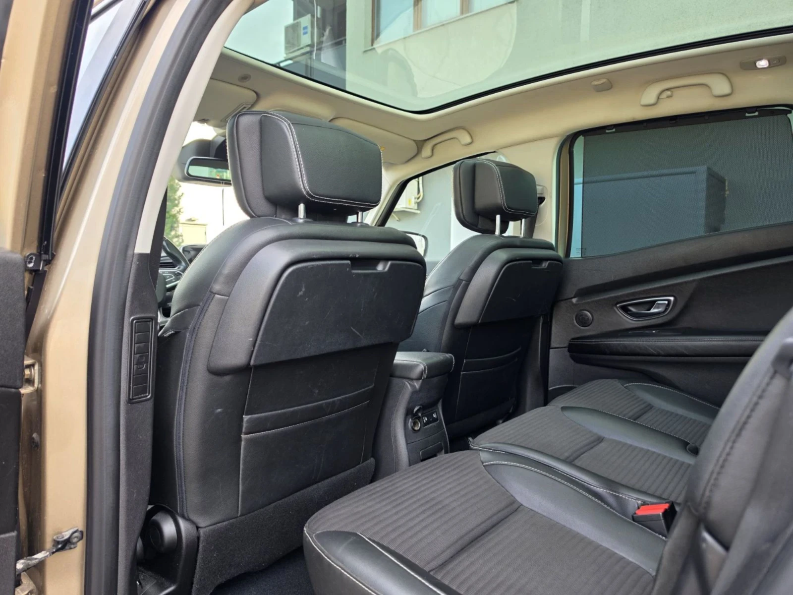 Renault Scenic Регистрирана, , снимка 17 - Автомобили и джипове - 54233029