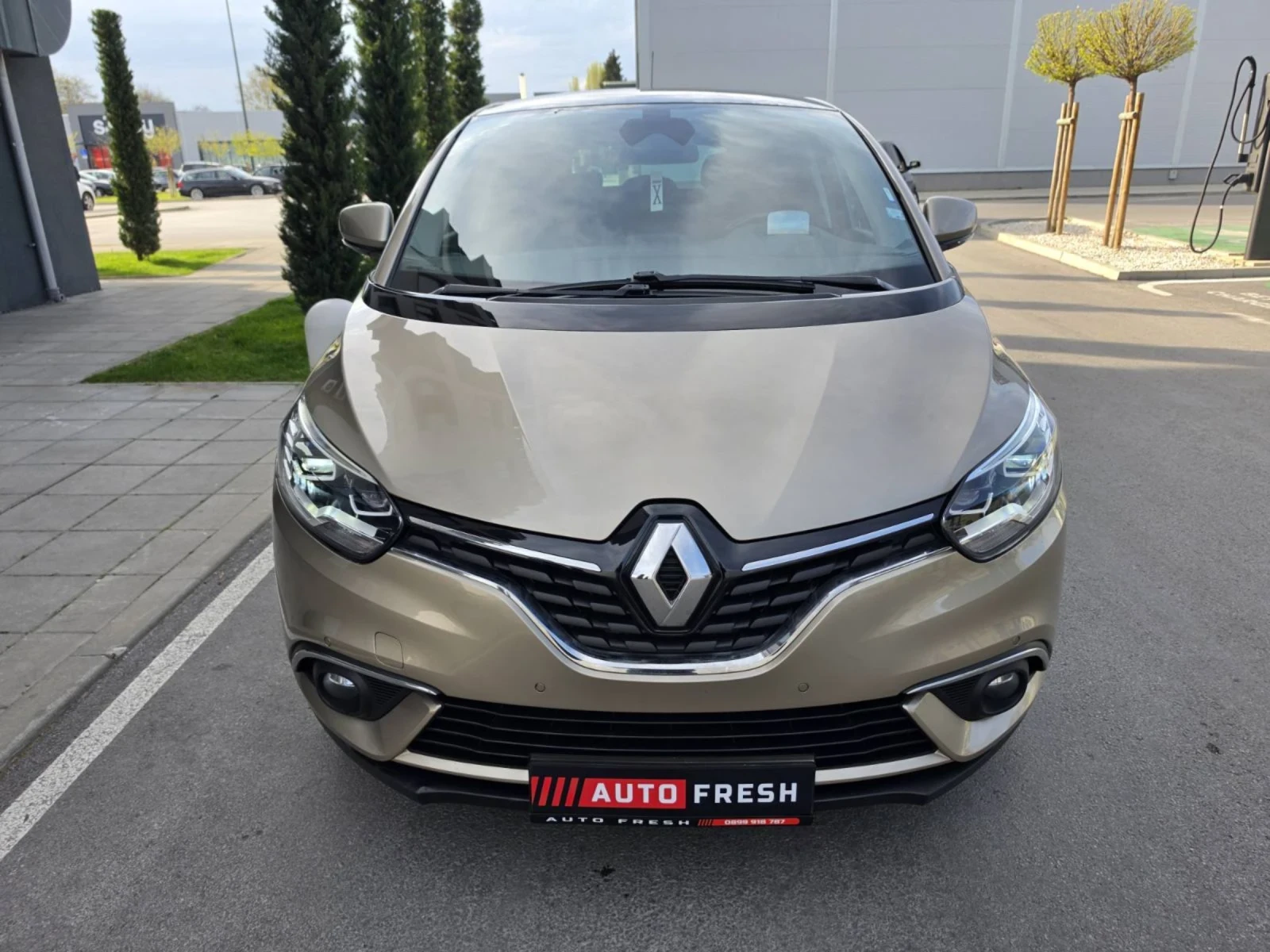 Renault Scenic Регистрирана, 
