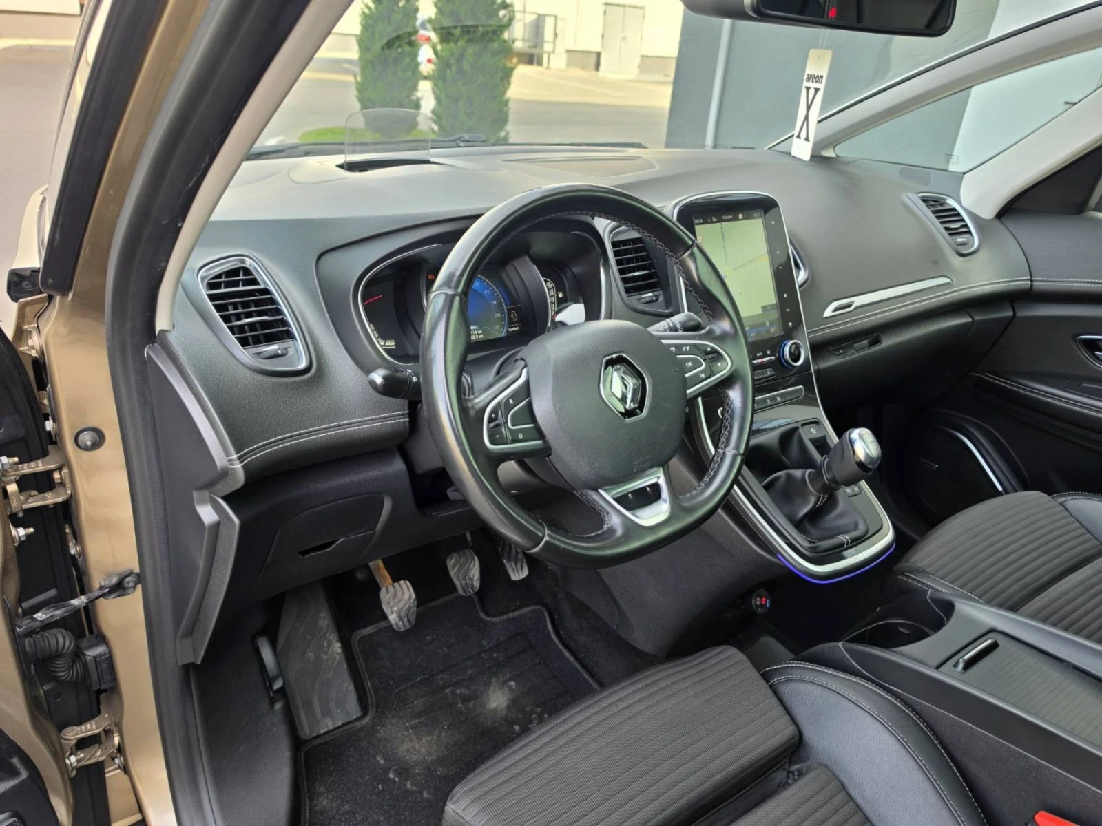 Renault Scenic Регистрирана, , снимка 13 - Автомобили и джипове - 54233029
