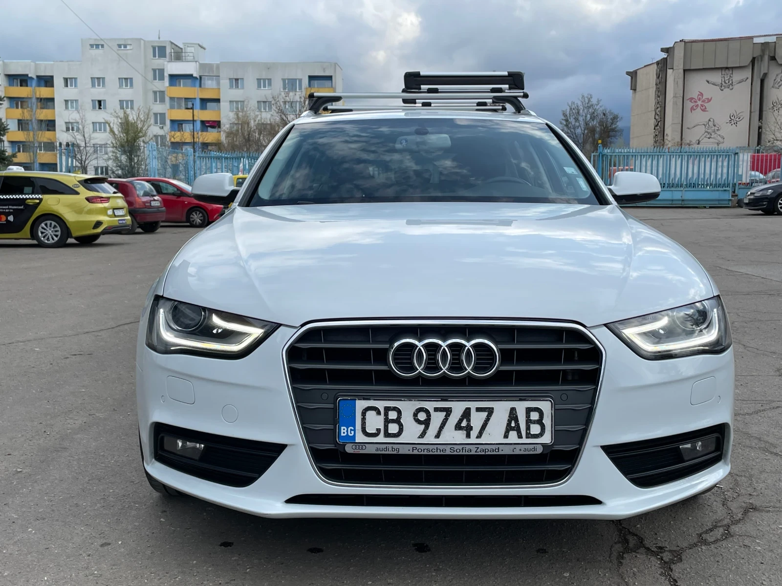 Audi A4 Avant 2.0 TDI, снимка 6 - Автомобили и джипове - 54321389