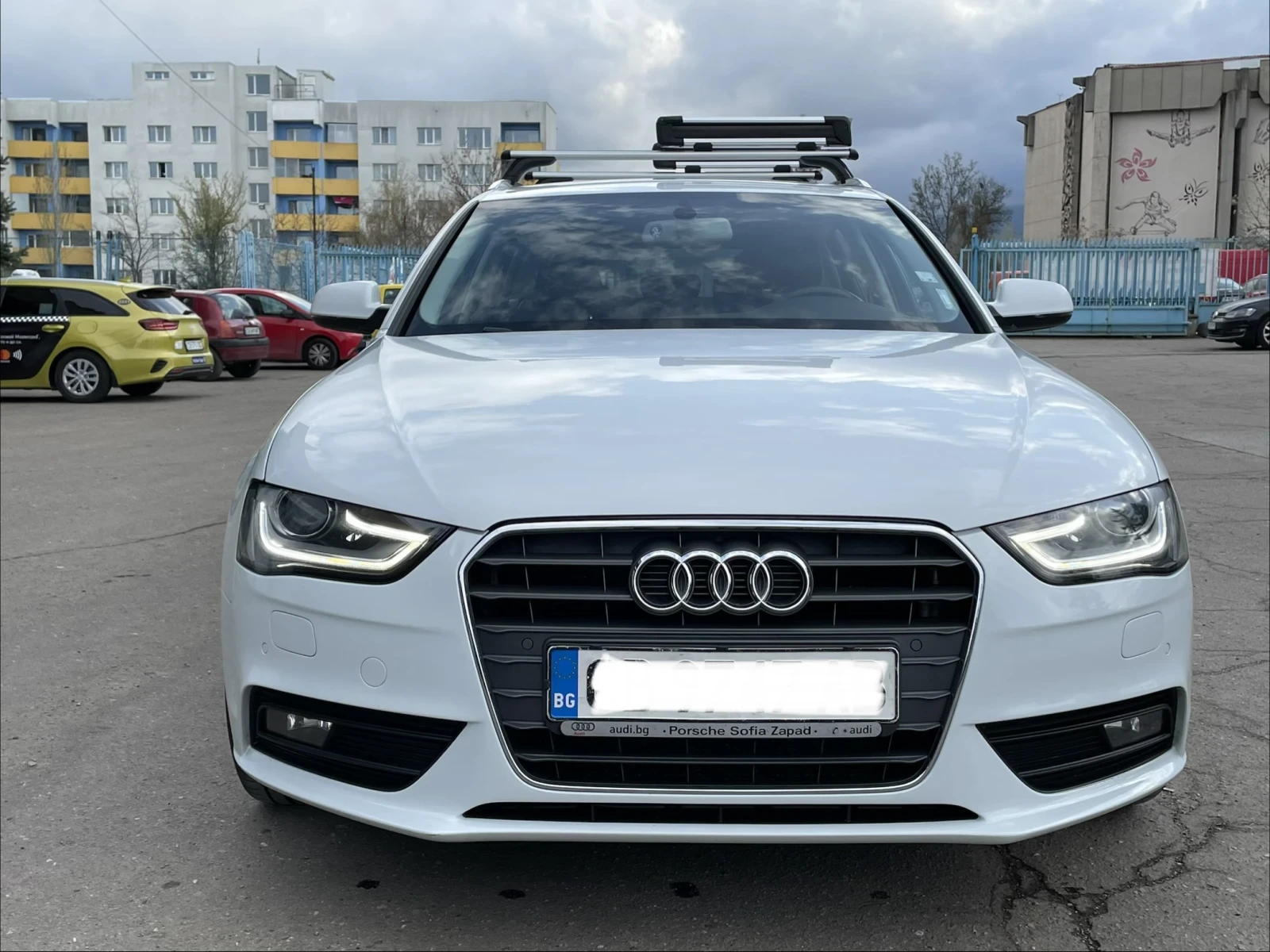 Audi A4 Avant 2.0 TDI, снимка 2 - Автомобили и джипове - 54321389