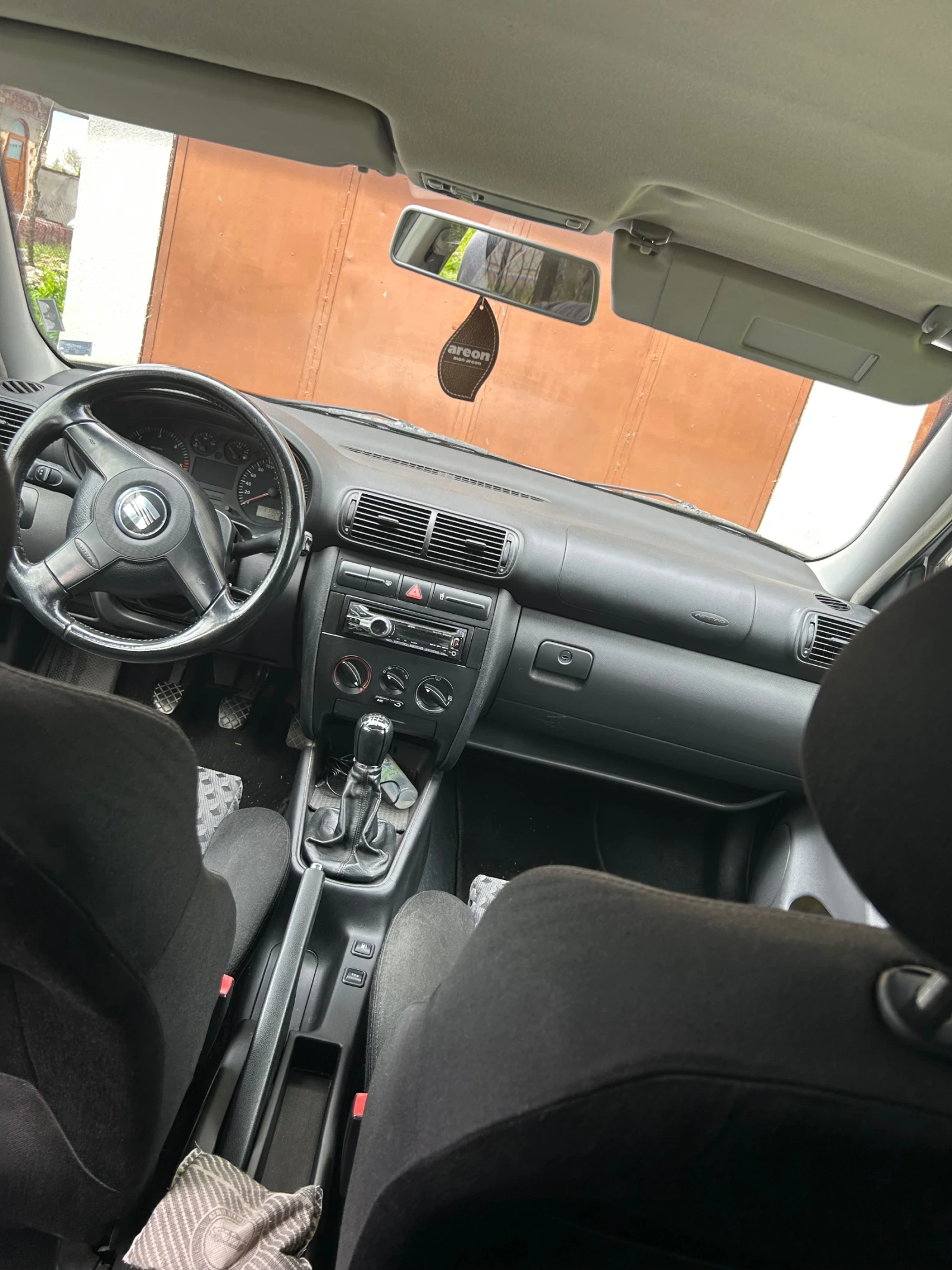 Seat Leon, снимка 6 - Автомобили и джипове - 54397743