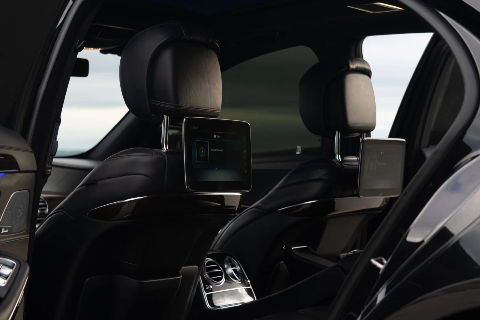 Mercedes-Benz S 560 FULL/ 3TV/ ПАСАЖЕР ПАКЕТ, снимка 11 - Автомобили и джипове - 54929731