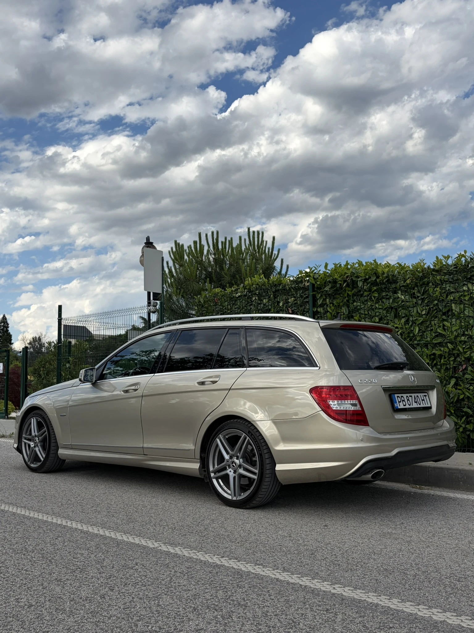 Mercedes-Benz C 220 AMG Line BlueEFFICIENCY, снимка 5 - Автомобили и джипове - 54936433