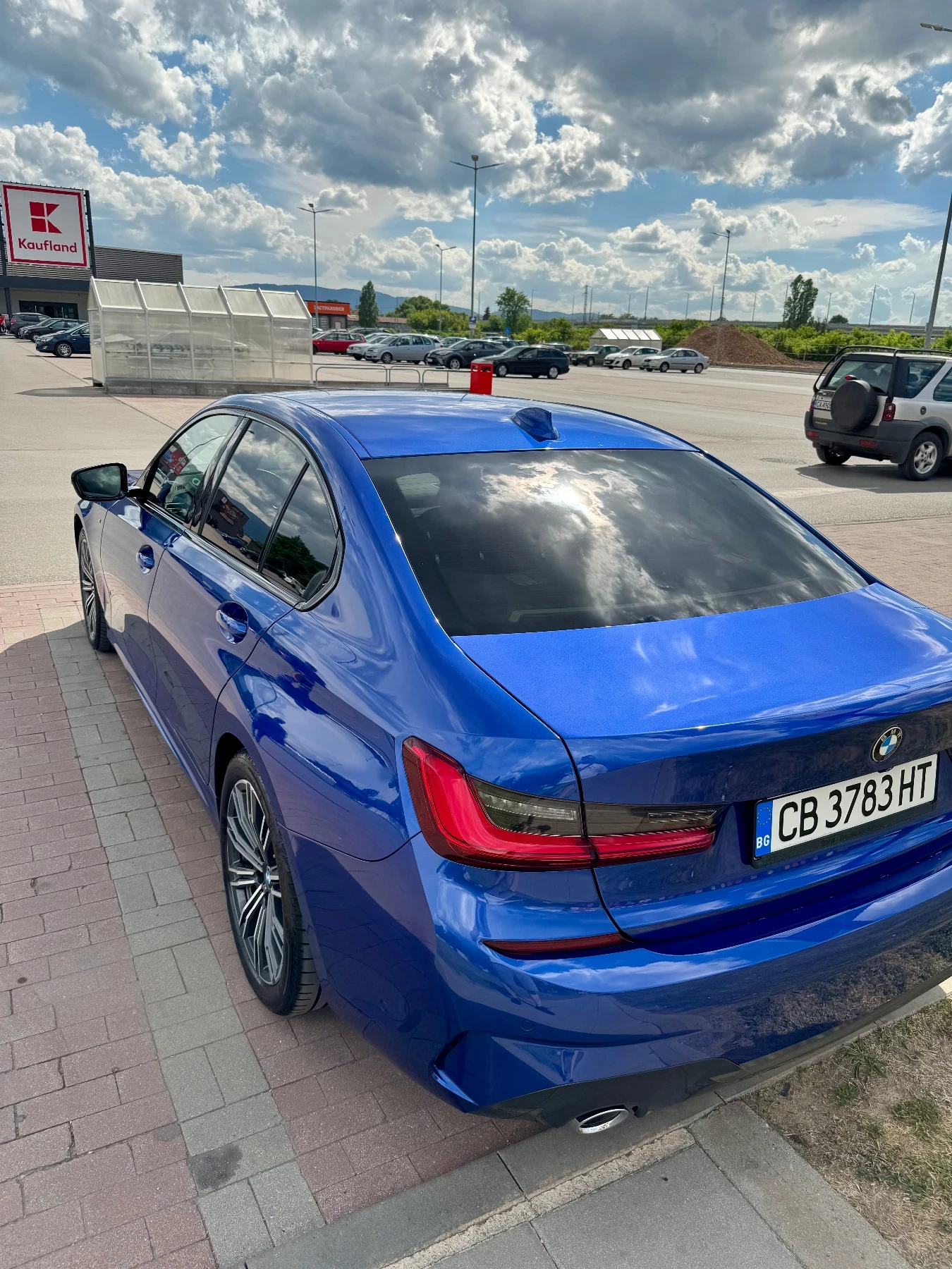 BMW 320 320d xDrive, снимка 2 - Автомобили и джипове - 55050077