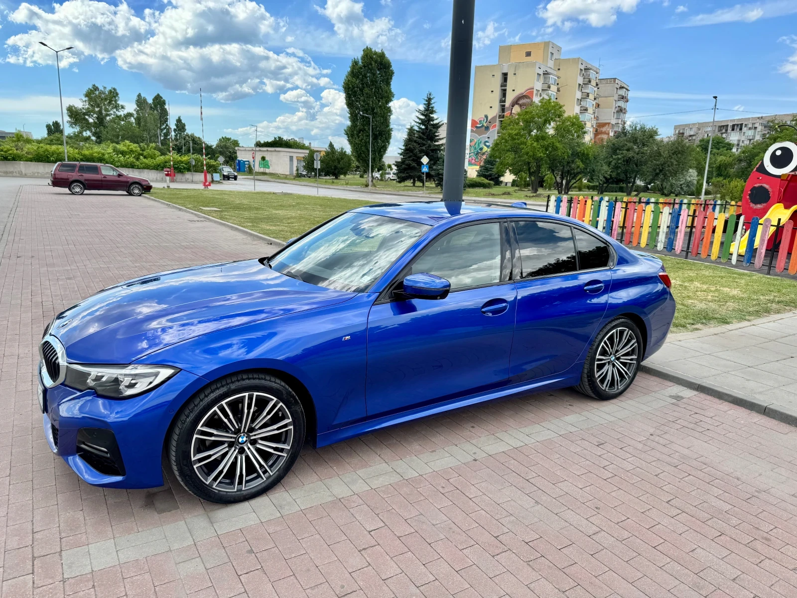 BMW 320 320d xDrive, снимка 14 - Автомобили и джипове - 55050077