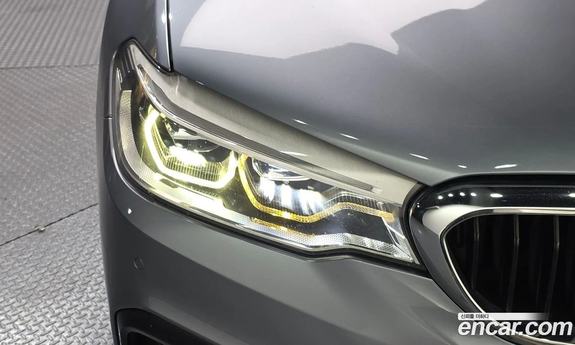 BMW 530 530i M Sport Package Plus, снимка 8 - Автомобили и джипове - 56157009