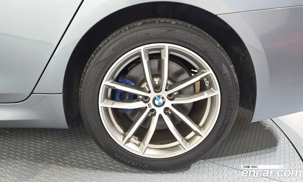BMW 530 530i M Sport Package Plus, снимка 7 - Автомобили и джипове - 56157009