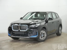     BMW iX1 30 xDrive 