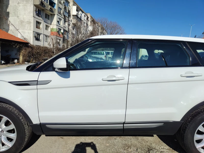 Land Rover Evoque, снимка 3 - Автомобили и джипове - 49375314