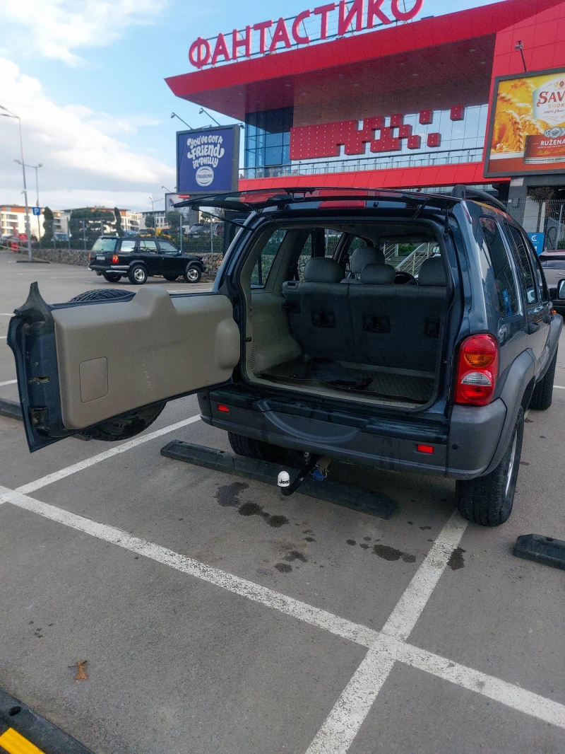 Jeep Cherokee KJ, снимка 12 - Автомобили и джипове - 49504192