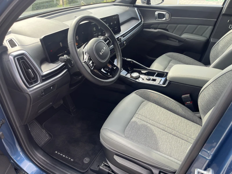 Kia Sorento DIESEL, 4x4, 7 места, снимка 9 - Автомобили и джипове - 52515666