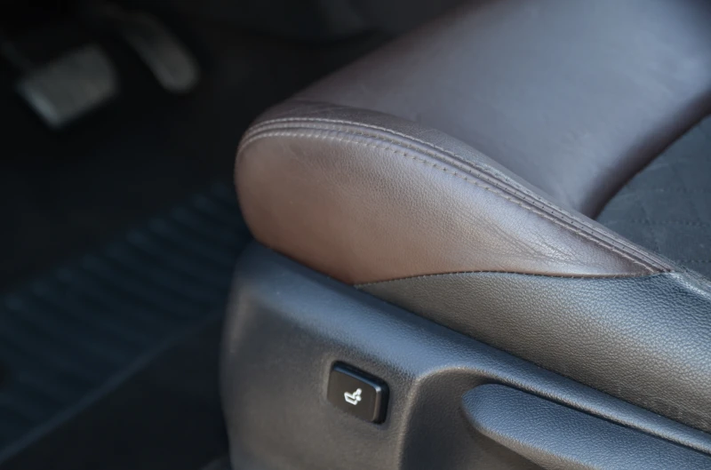 Toyota C-HR 1.8 HYBRID FACELIFT !!!63000!!! , снимка 11 - Автомобили и джипове - 52573144