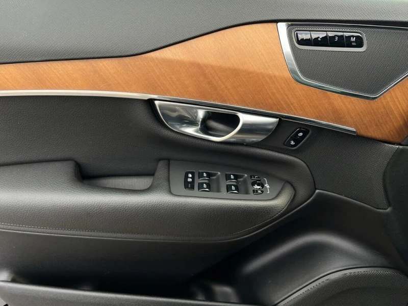 Volvo Xc90 2021* T6* DISTRONIK* PANORAMA* 7МЕСТА* DIGITAL* 2 , снимка 14 - Автомобили и джипове - 52584180