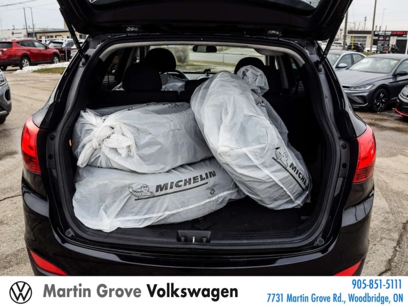 Hyundai Tucson * GL (Middle Low) * CARFAX * ЦЕНА ДО БГ, снимка 9 - Автомобили и джипове - 53203481