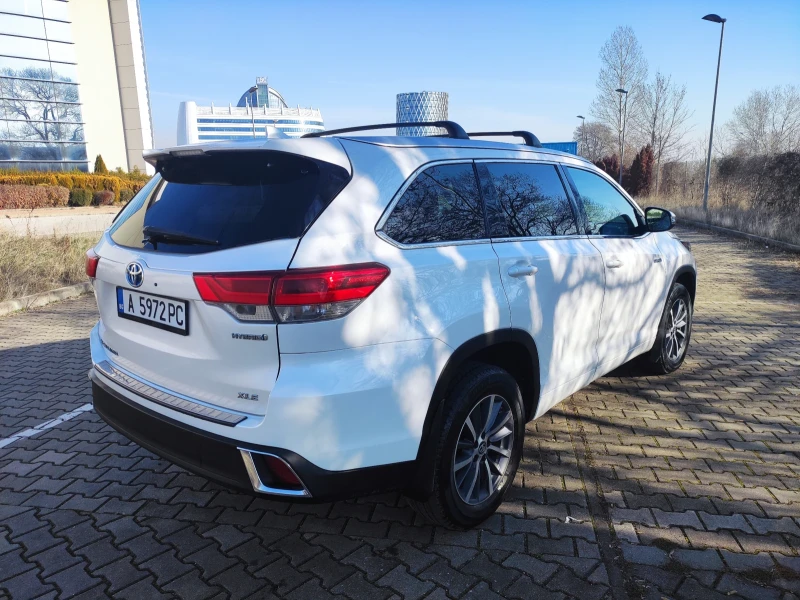 Toyota Highlander Хибрид, снимка 4 - Автомобили и джипове - 53411801