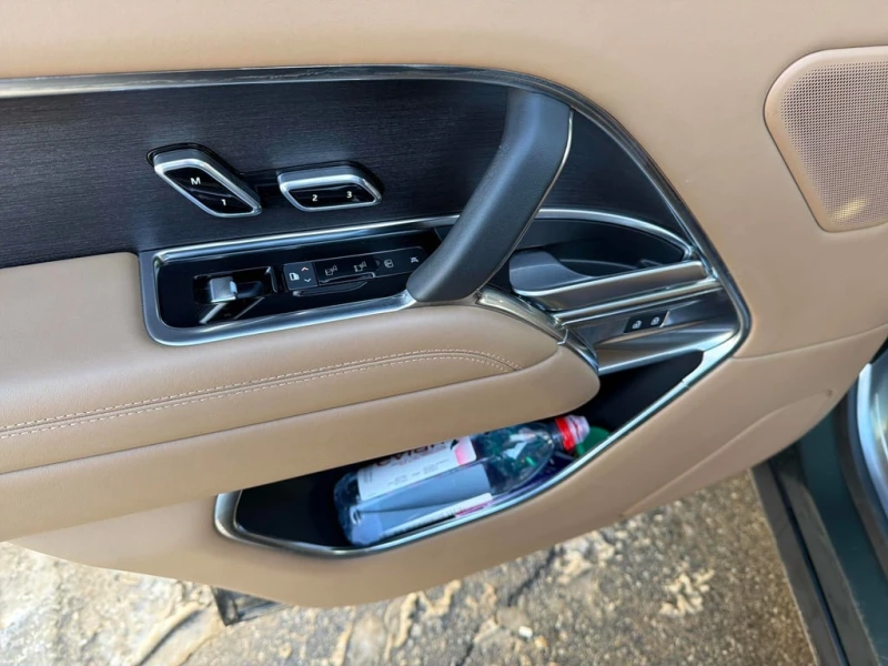 Land Rover Range rover  SE / CARFAX /360 / LED / PANO / DISTRONIC , снимка 13 - Автомобили и джипове - 53422258