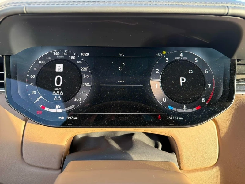 Land Rover Range rover  SE / CARFAX /360 / LED / PANO / DISTRONIC , снимка 8 - Автомобили и джипове - 53422258