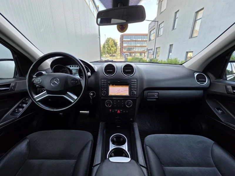 Mercedes-Benz ML 350 ML 350 CDI 4 MATIC, снимка 9 - Автомобили и джипове - 53174418