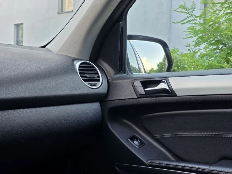 Mercedes-Benz ML 350 ML 350 CDI 4 MATIC, снимка 17 - Автомобили и джипове - 53174418