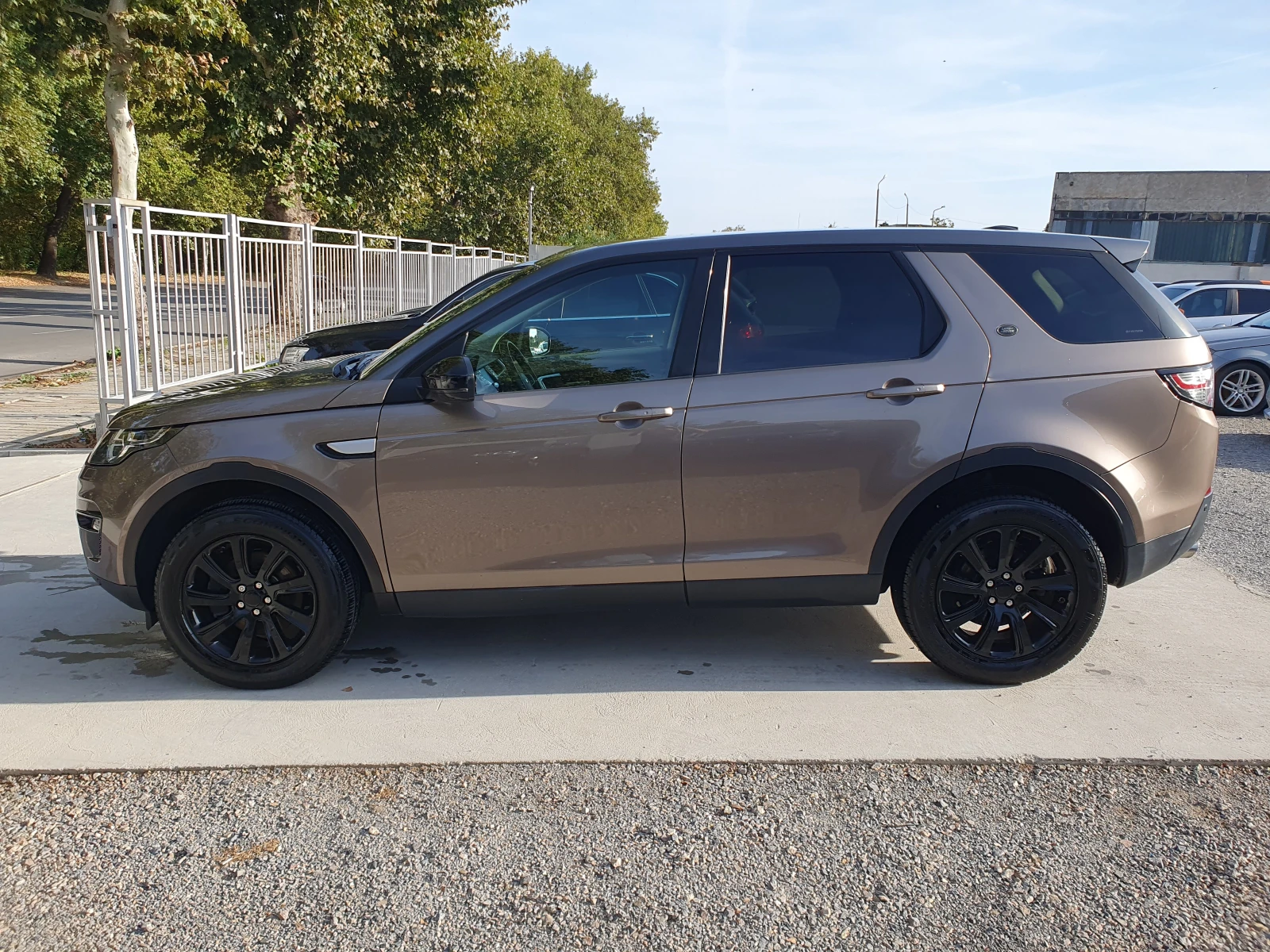 Land Rover Discovery Sport 2.2/190ks/4X4 - изображение 4