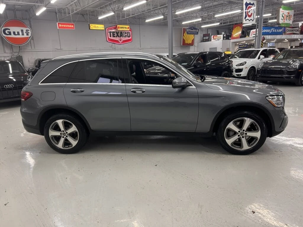 Mercedes-Benz GLC 4MATIC CAM* ПОДГРЕВ* BLINDSPOT* KEYLESS* PANO*  - изображение 7