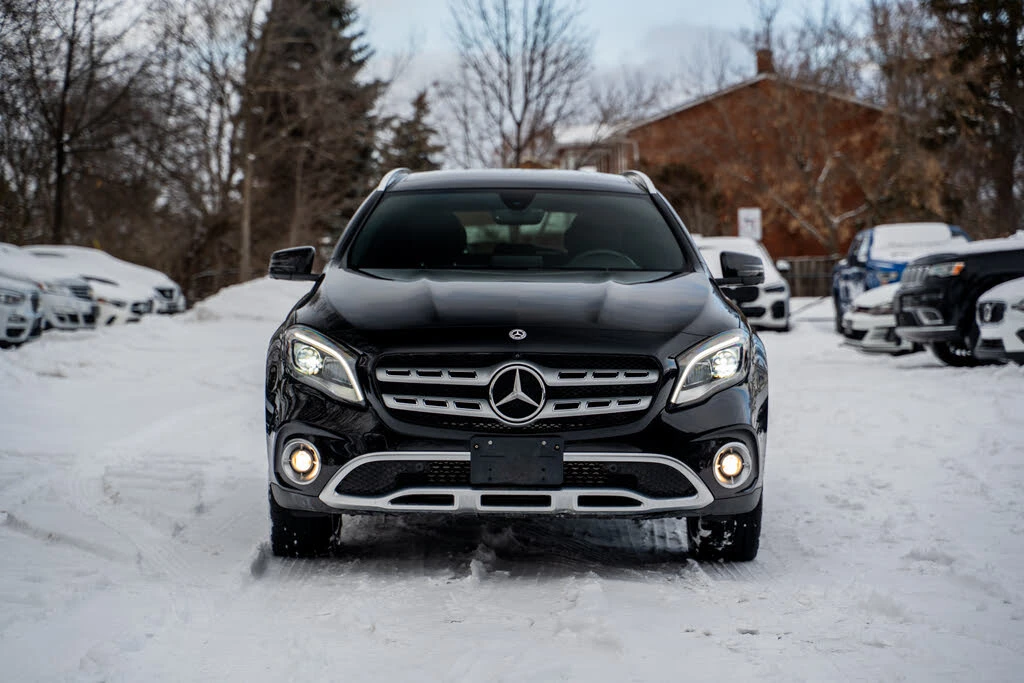 Mercedes-Benz GLA 250 4 MATIC * АвтоКредит (ЦЕНА ДО БГ) - изображение 2