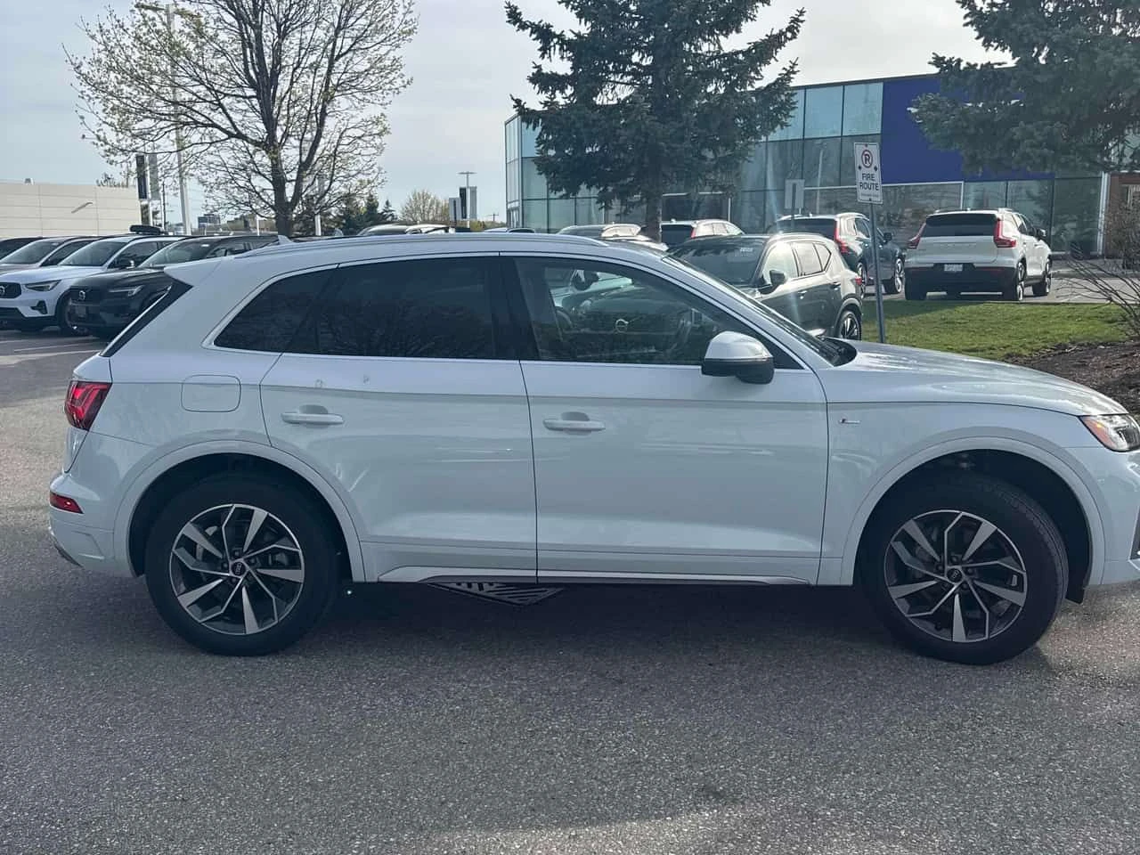 Audi Q5 | Technik | DISTRONIC | 360 | ОБДУХВАНЕ | B&O | , снимка 3 - Автомобили и джипове - 54341464