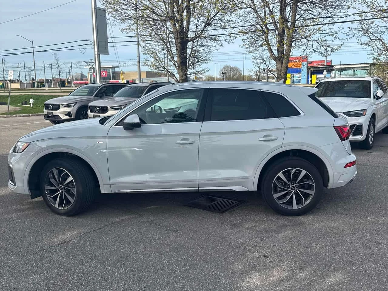 Audi Q5 | Technik | DISTRONIC | 360 | ОБДУХВАНЕ | B&O | , снимка 2 - Автомобили и джипове - 54341464