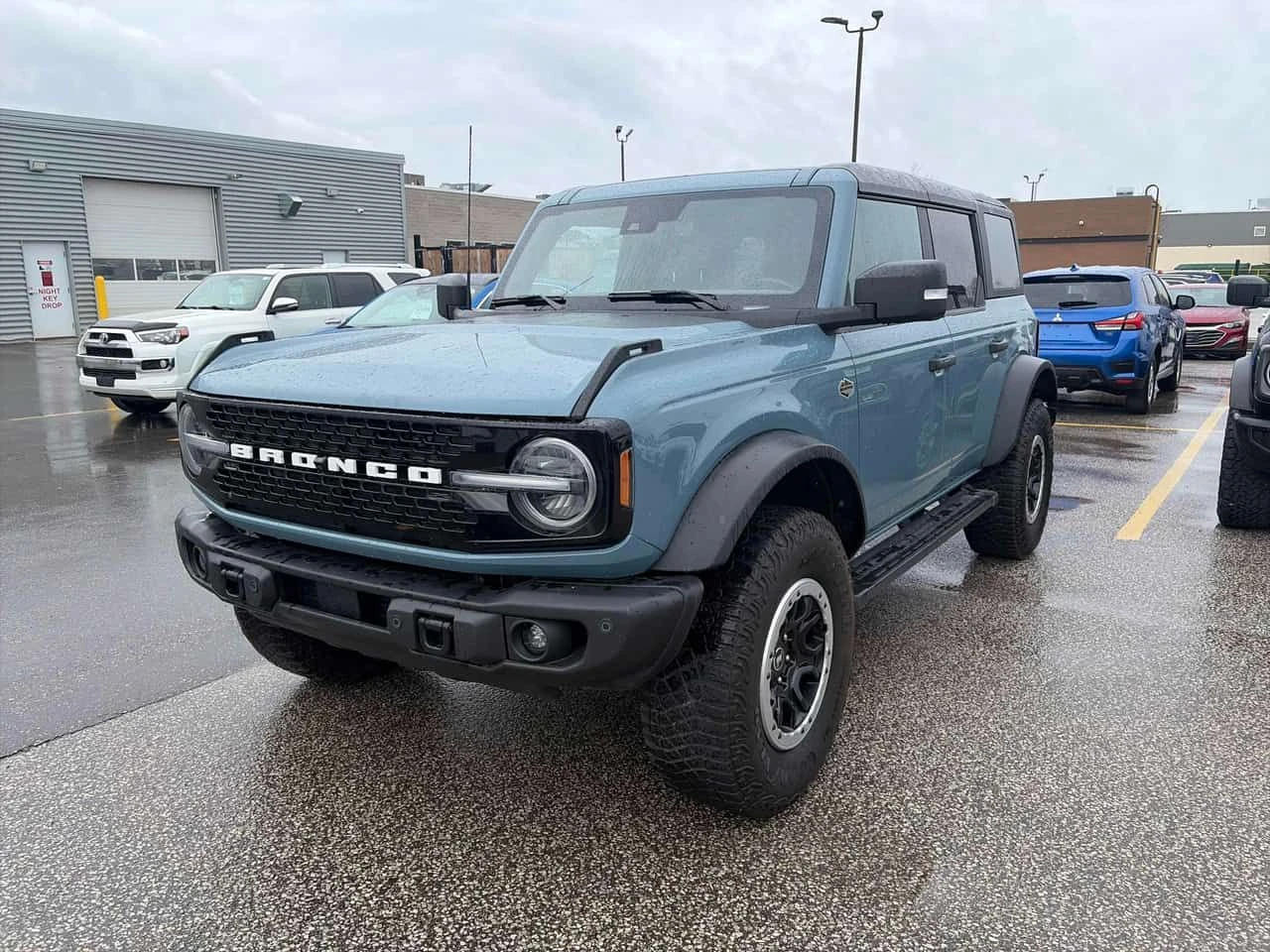 Ford Bronco * 4 Door Advanced 4x4 * KEYLESS* 