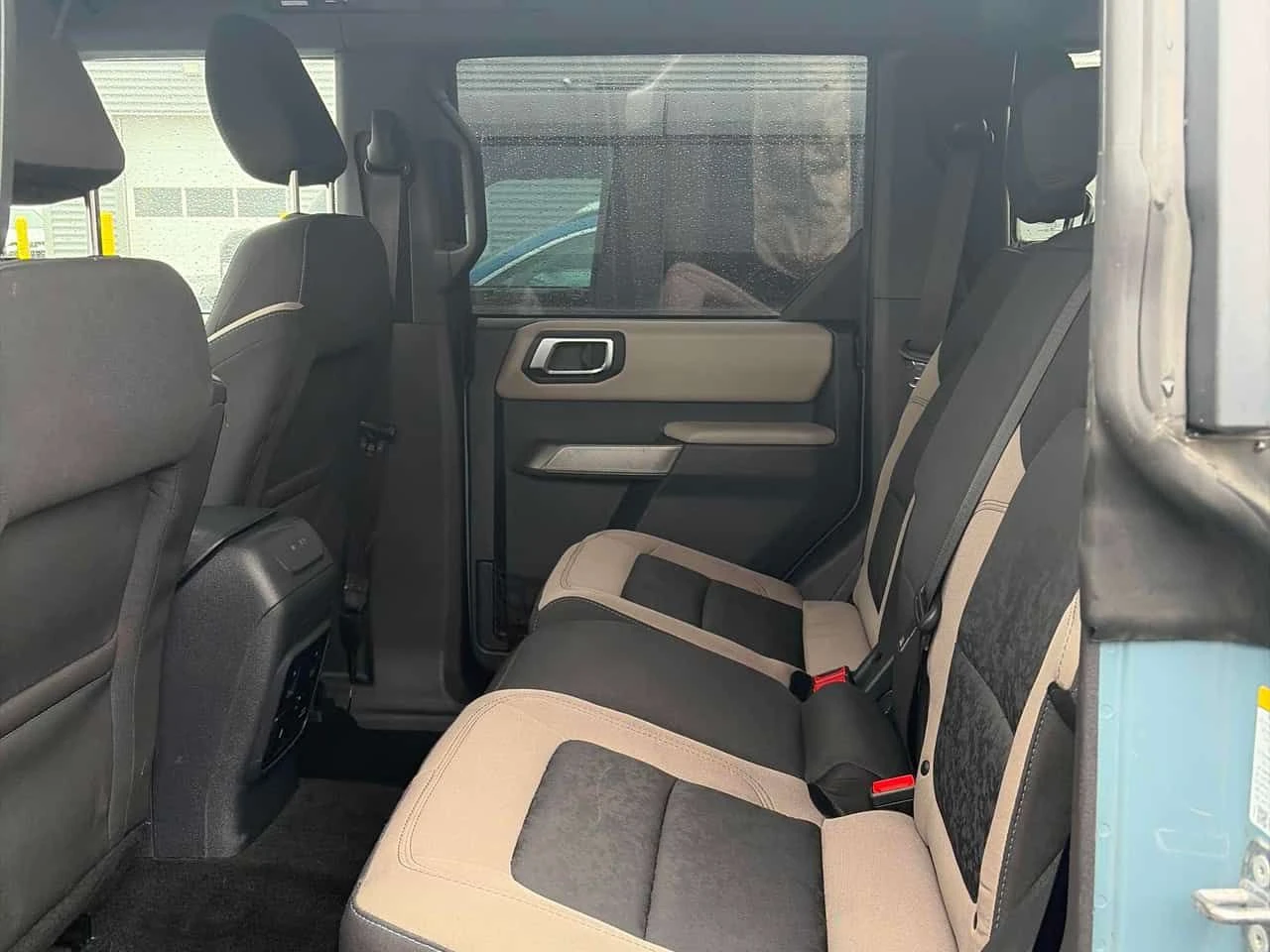 Ford Bronco * 4 Door Advanced 4x4 * KEYLESS* , снимка 11 - Автомобили и джипове - 54344318