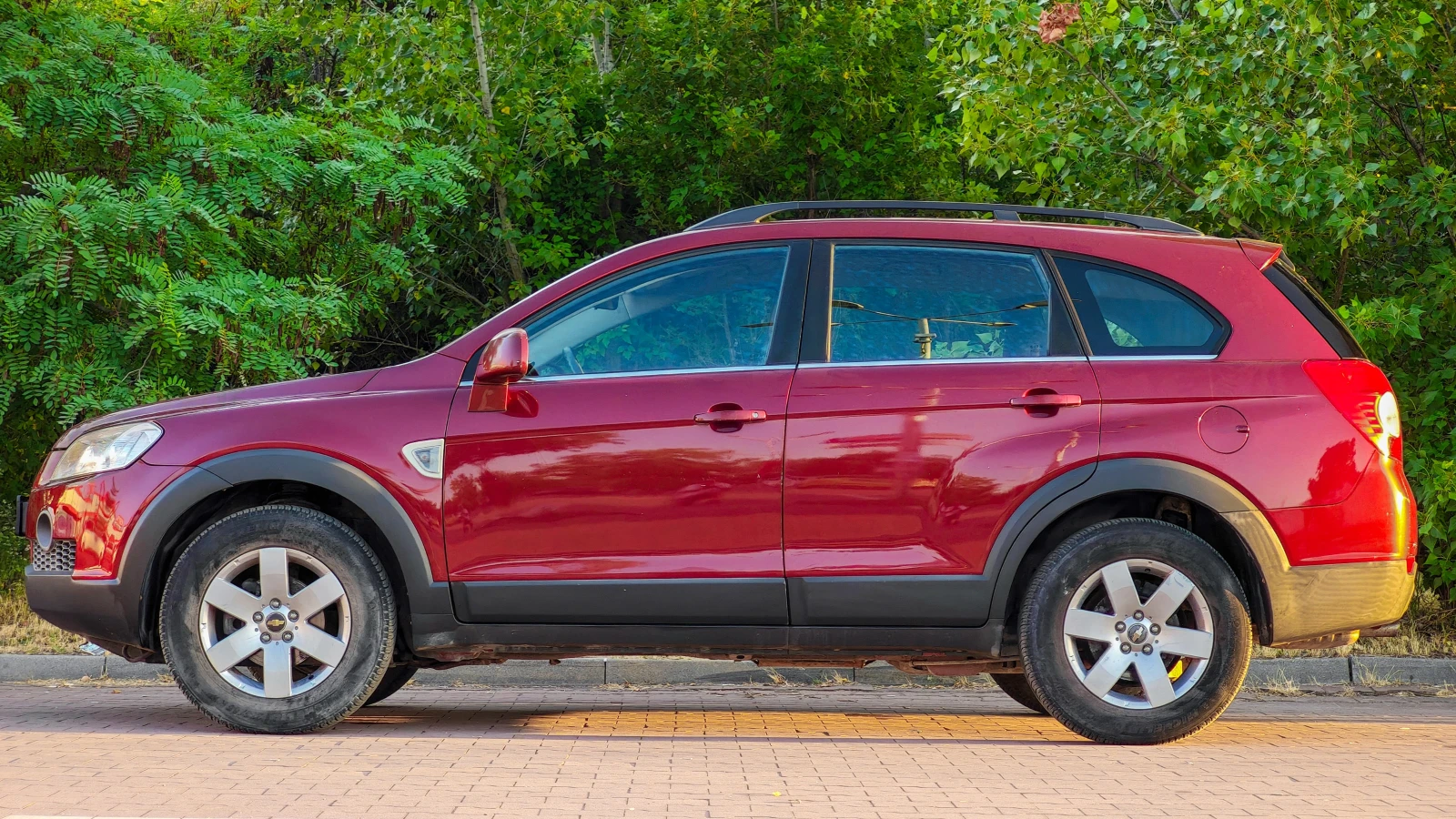 Chevrolet Captiva 2.4i LPG/ГАЗ 6+ 1 места 159000км, снимка 2 - Автомобили и джипове - 55124592