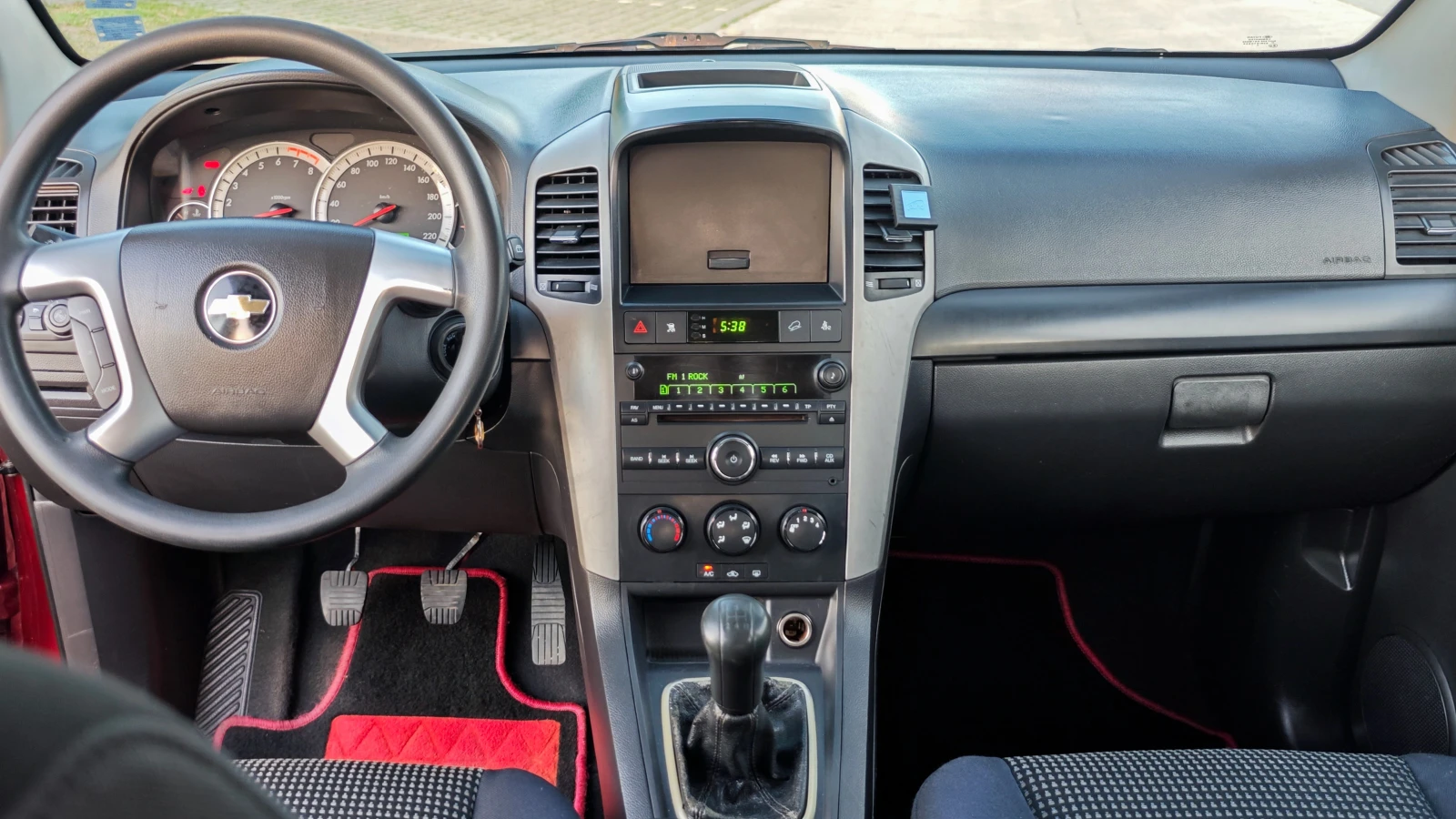Chevrolet Captiva 2.4i LPG/ГАЗ 6+ 1 места 159000км, снимка 6 - Автомобили и джипове - 55124592