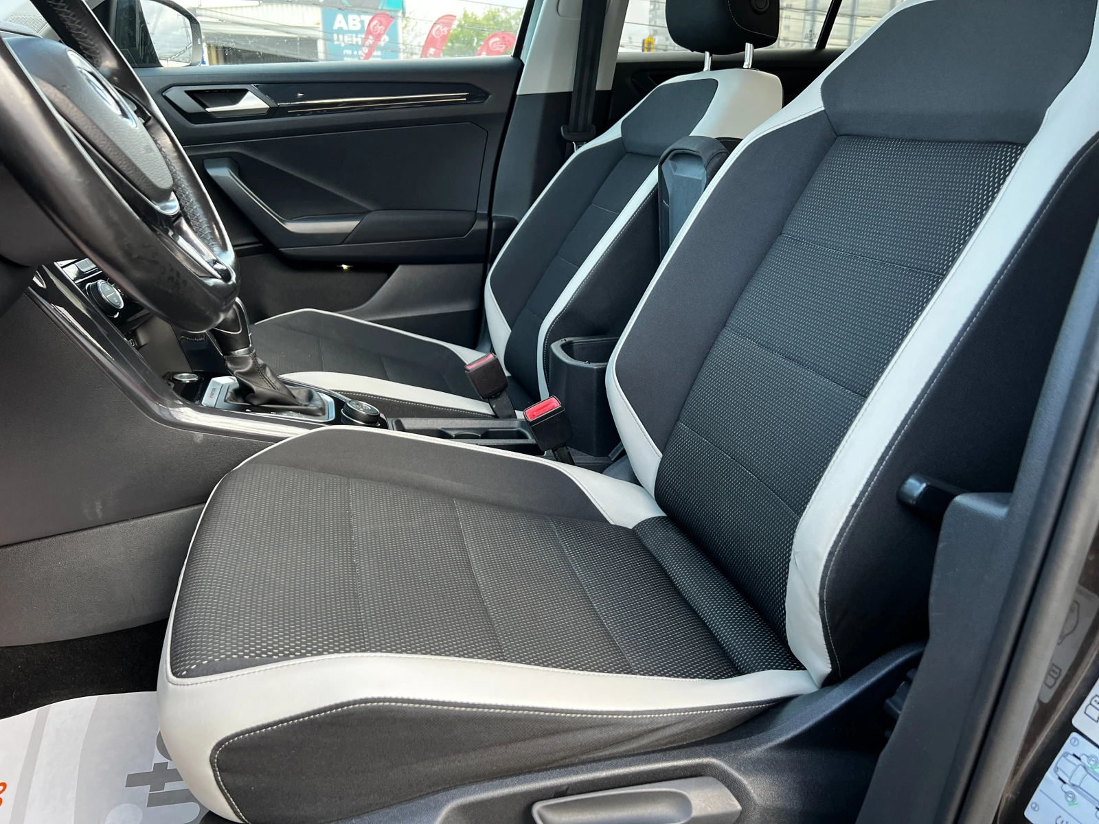 VW T-Roc 2.0TDI 4MOTION/AUT/CAR PLAY/LED/КАМЕРА, снимка 6 - Автомобили и джипове - 55493874
