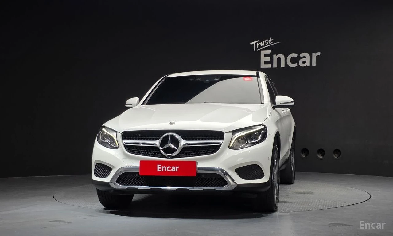 Mercedes-Benz GLC 300 COUPE* ПОДГРЕВ* 360КАМЕРА* КЕЙЛЕС* , снимка 3 - Автомобили и джипове - 55625852