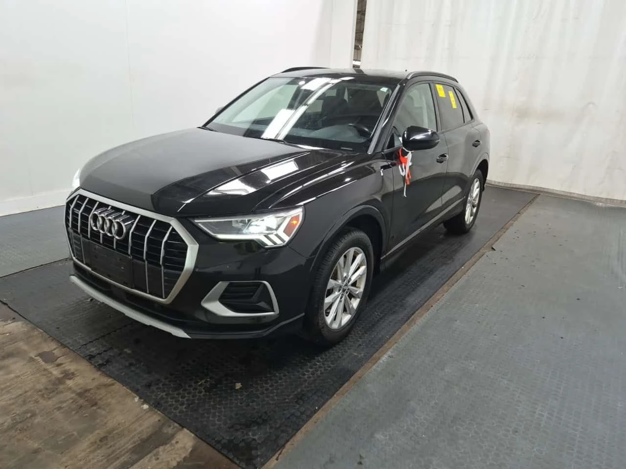 Audi Q3 * KOMFORT * CARFAX * ЦЕНА ДО БГ