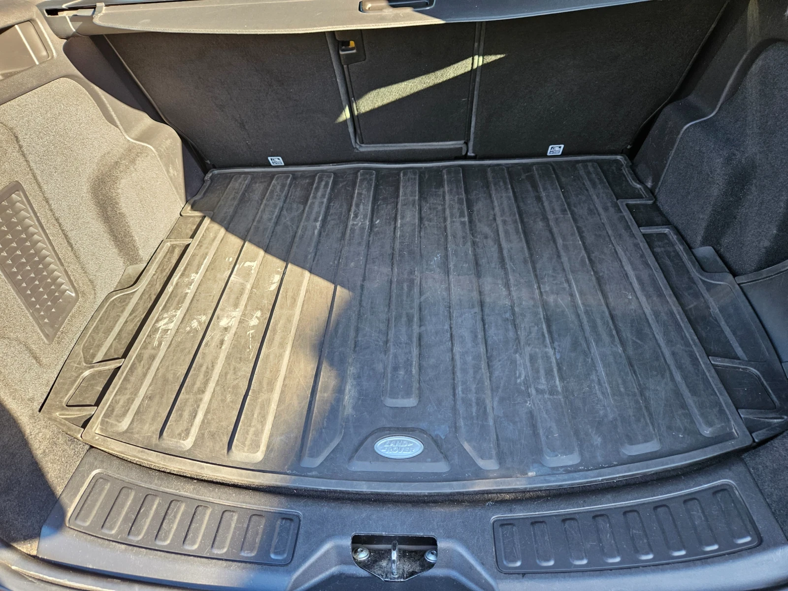 Land Rover Discovery Sport, снимка 11 - Автомобили и джипове - 56131530