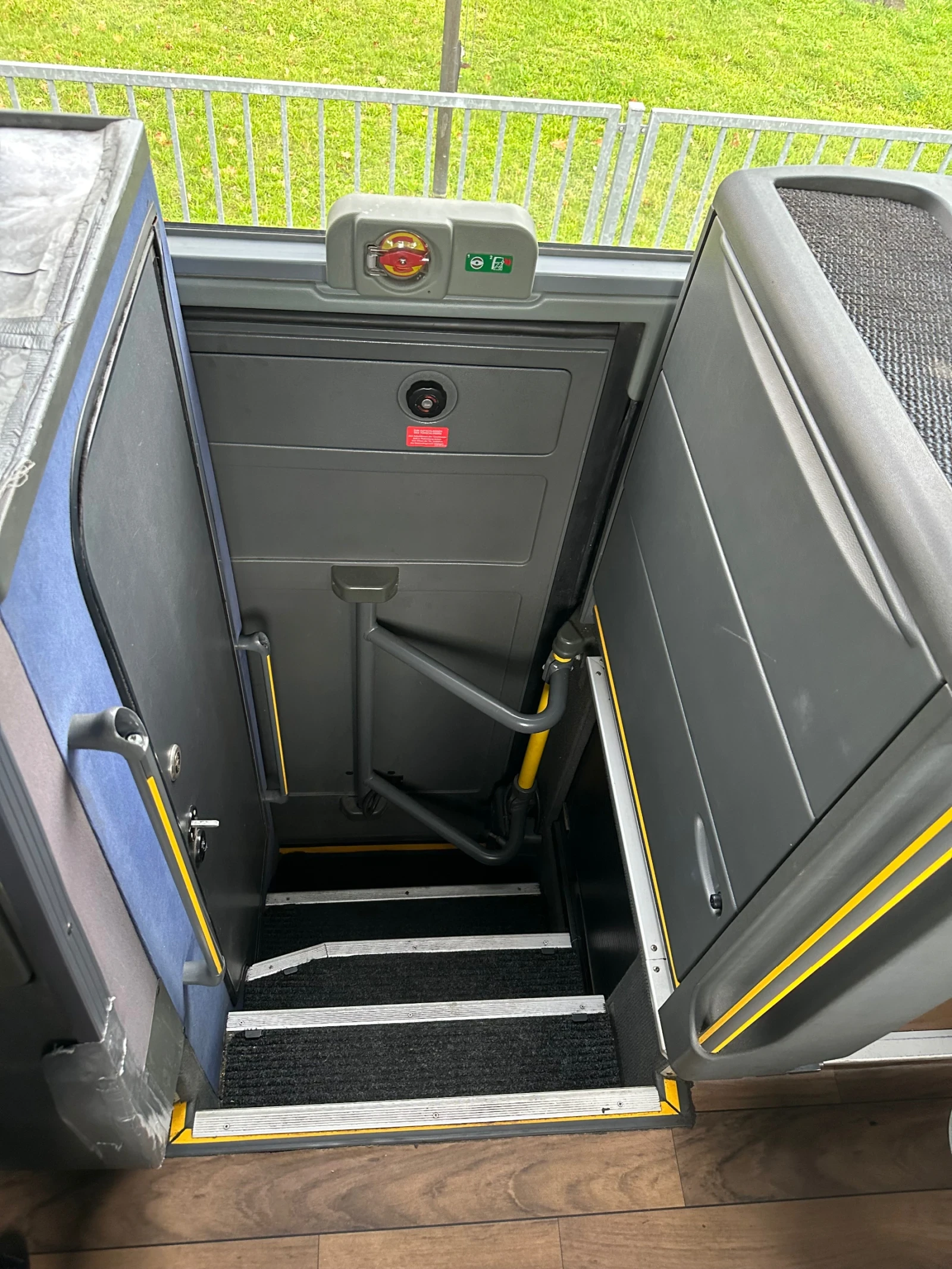 Mercedes-Benz Tourismo  - изображение 6