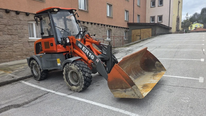 Челен товарач Друга марка ER16 4X4, снимка 2 - Индустриална техника - 53453402