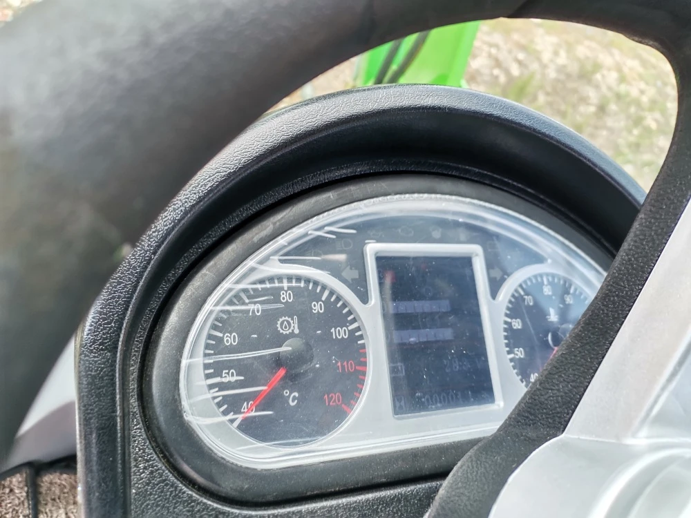   Komatsu   1600 | Mobile.bg   12