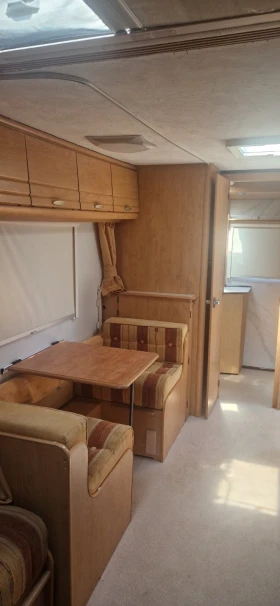 Каравана Caravelair Hermitage 522, снимка 17