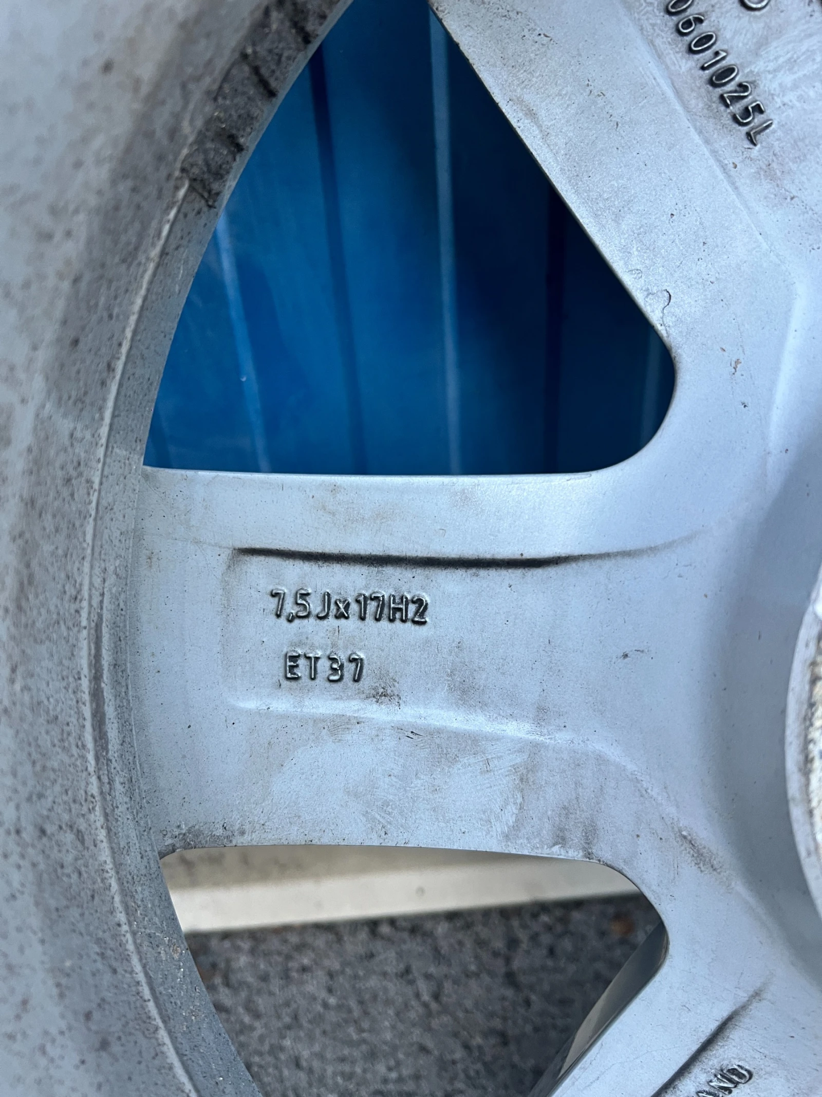    225/50R17  Audi | Mobile.bg   12