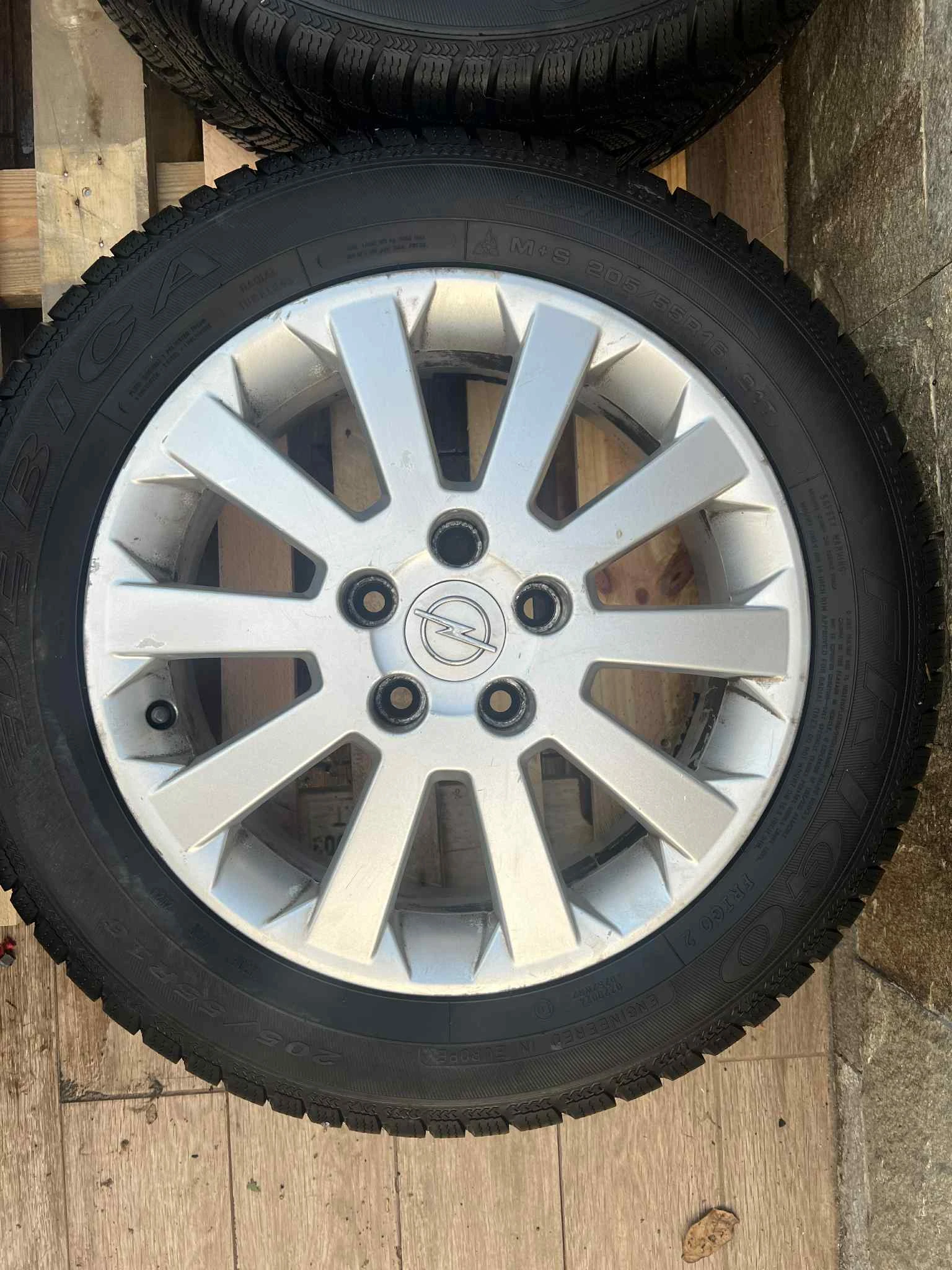    205/55R16  Opel Signum | Mobile.bg   12